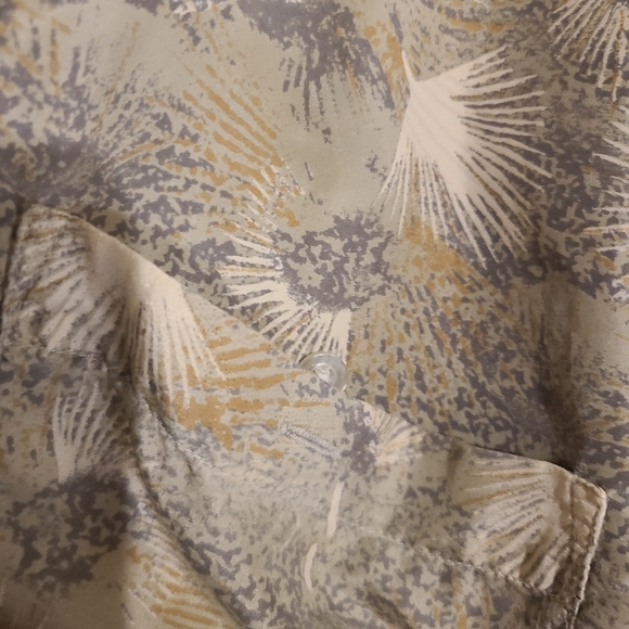 FireThorn Silk Causal Button Up - Picture 8 of 10